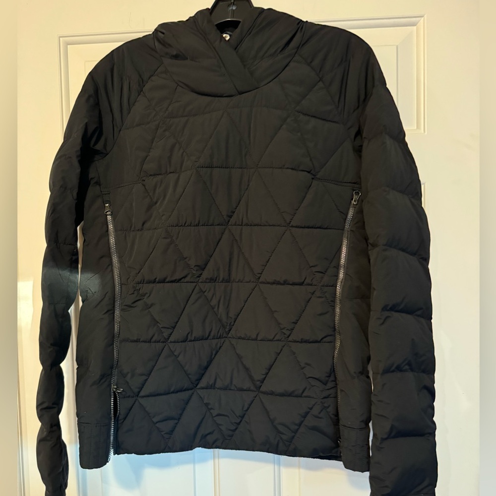 lululemon athletica Black Quilted Puffer Jacket with Hood